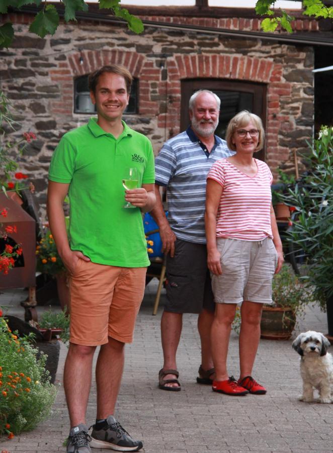 Weingut -1869- Brunnenhof Leilighet Hatzenport Eksteriør bilde